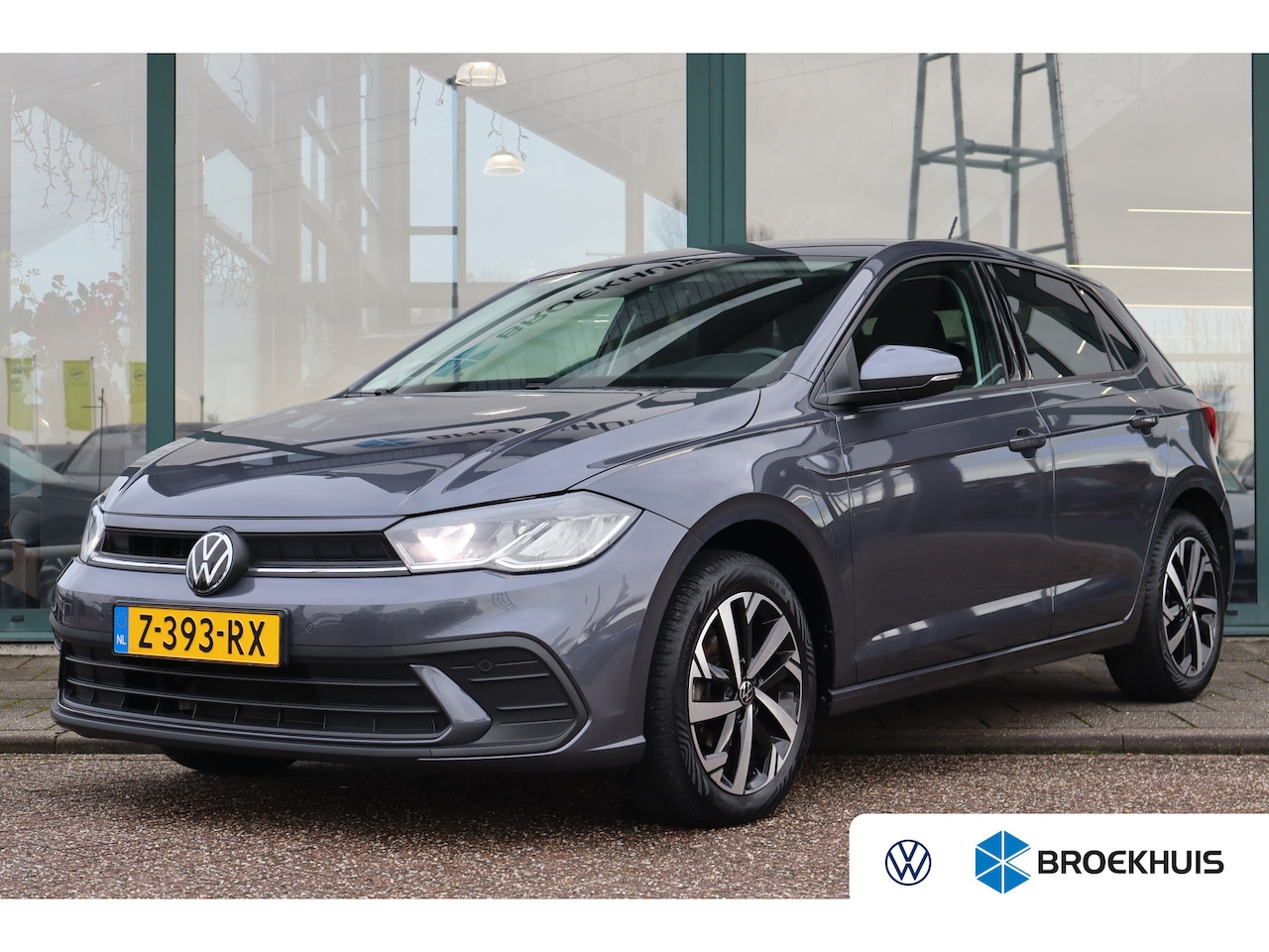 Volkswagen Polo - 95PK 1.0 TSI Life Edition | Achteruitrijcamera | Hill hold functie | Rijstrooksensor met c - AutoWereld.nl