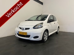 Toyota Aygo - 1.0-12V Access. Airco. 5 drs
