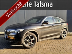 Alfa Romeo Stelvio - 2.0T AWD 200pk Super│Veloce interieur│19'' velgen│PDC│Camera│Stoel-stuur verwarmbaar | Tre