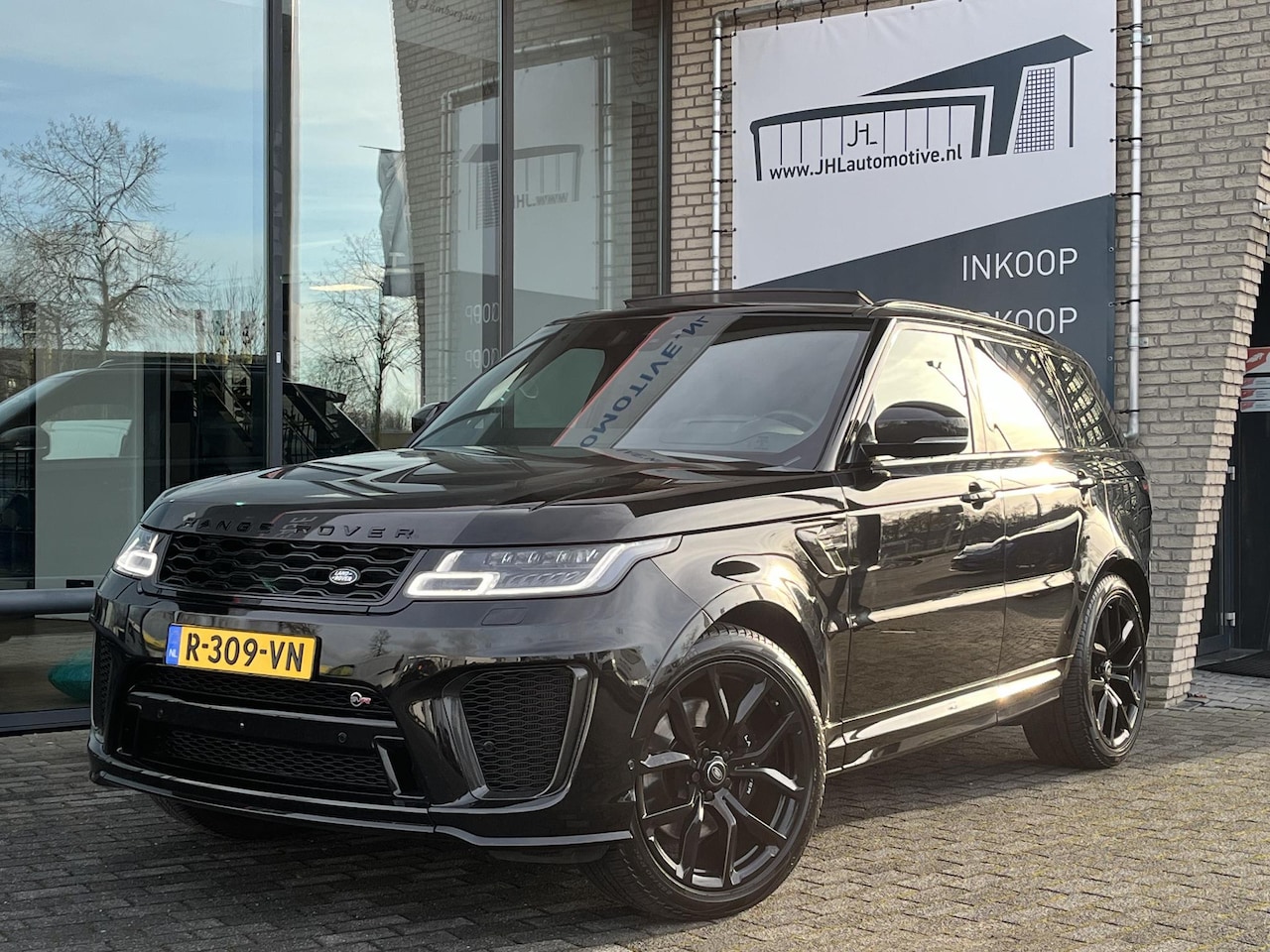 Land Rover Range Rover Sport - 5.0 V8 SC SVR*FULL CARBON*HAAK*PANO*HUD*MERIDIAN* - AutoWereld.nl