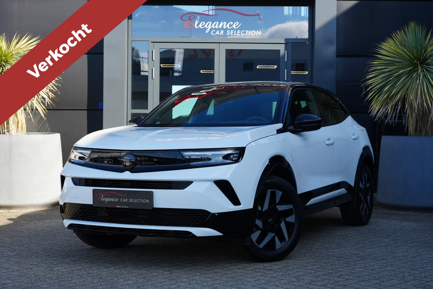 Opel Mokka - 1.2 Turbo Hybrid GS 131pk Stoelverwarming/AppleCarplay/Camera - AutoWereld.nl