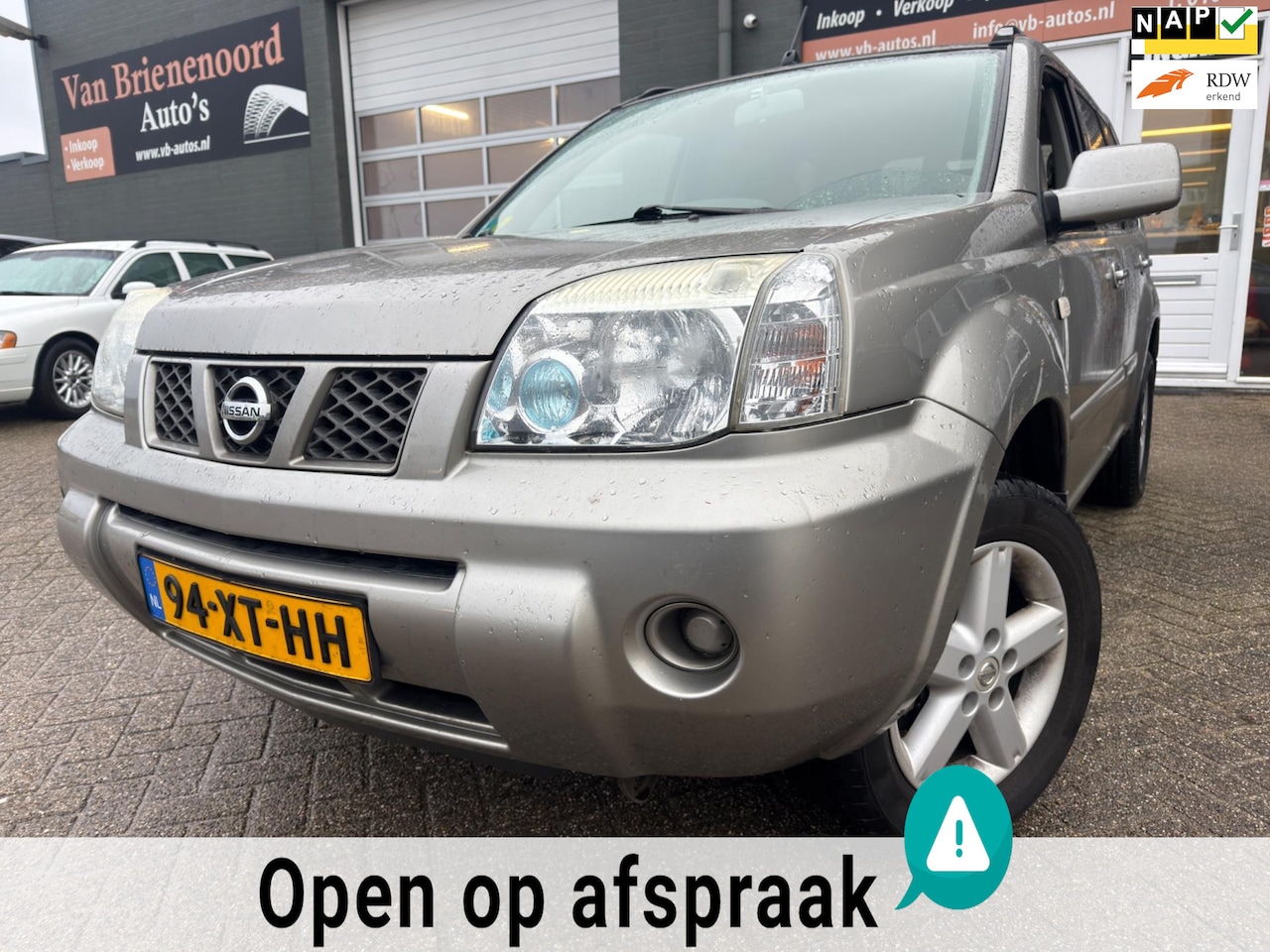 Nissan X-Trail - 2.0 Columbia 2wd met trekhaak en achteruitrijcamera en cruise controle en airco - AutoWereld.nl