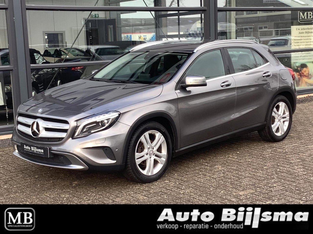 Mercedes-Benz GLA-Klasse - 200 navi, xenon verlichting, stoelverwarming, trekhaak - AutoWereld.nl