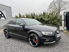 Audi A3 Limousine - 1.4 TFSI Proline S Leer|Xenon|Cruis|Media Zwart