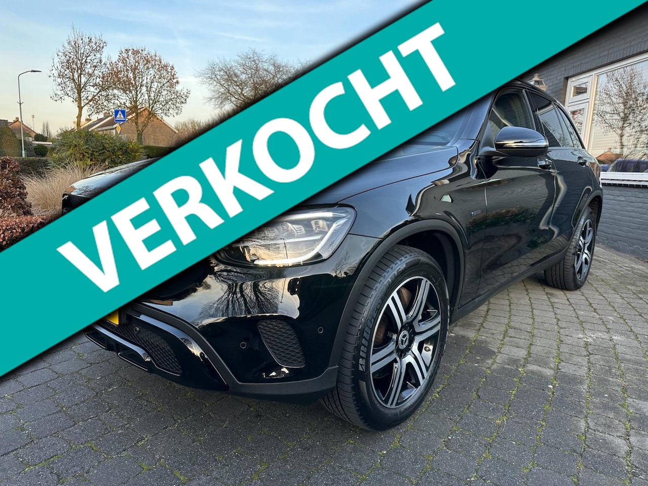 Mercedes-Benz GLC-klasse - 300e 4MATIC Premium Plus 300e 4MATIC Premium Plus, Pano, Trekhaak - AutoWereld.nl