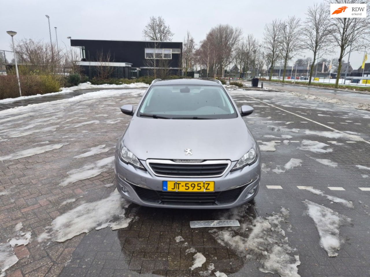 Peugeot 308 SW - 1.2 PureTech Blue Lease Executive 1.2 PureTech Blue Lease Executive - AutoWereld.nl