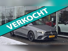 Mercedes-Benz A-klasse - 250 Premium Plus | NAP | Pano | Burmester | Keyless | Stoelverwarming | 1/2 Leder | Dealer