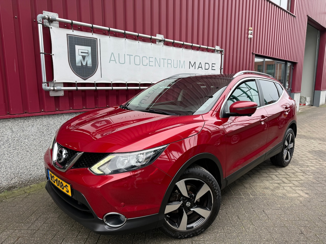 Nissan Qashqai - 1.2 Connect Edition // Automaat // Navi // Pano.dak // Cruise control // PDC - AutoWereld.nl