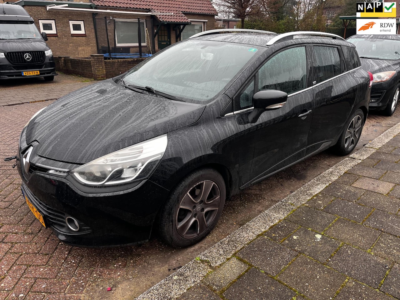 Renault Clio Estate - 1.5 dCi ECO Night&Day R Link Startmotor defect - AutoWereld.nl