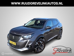 Peugeot 2008 - 1.2 PT H6 Allure Navi 1/2Leer Led Trekhaak Camera DonkerGlas