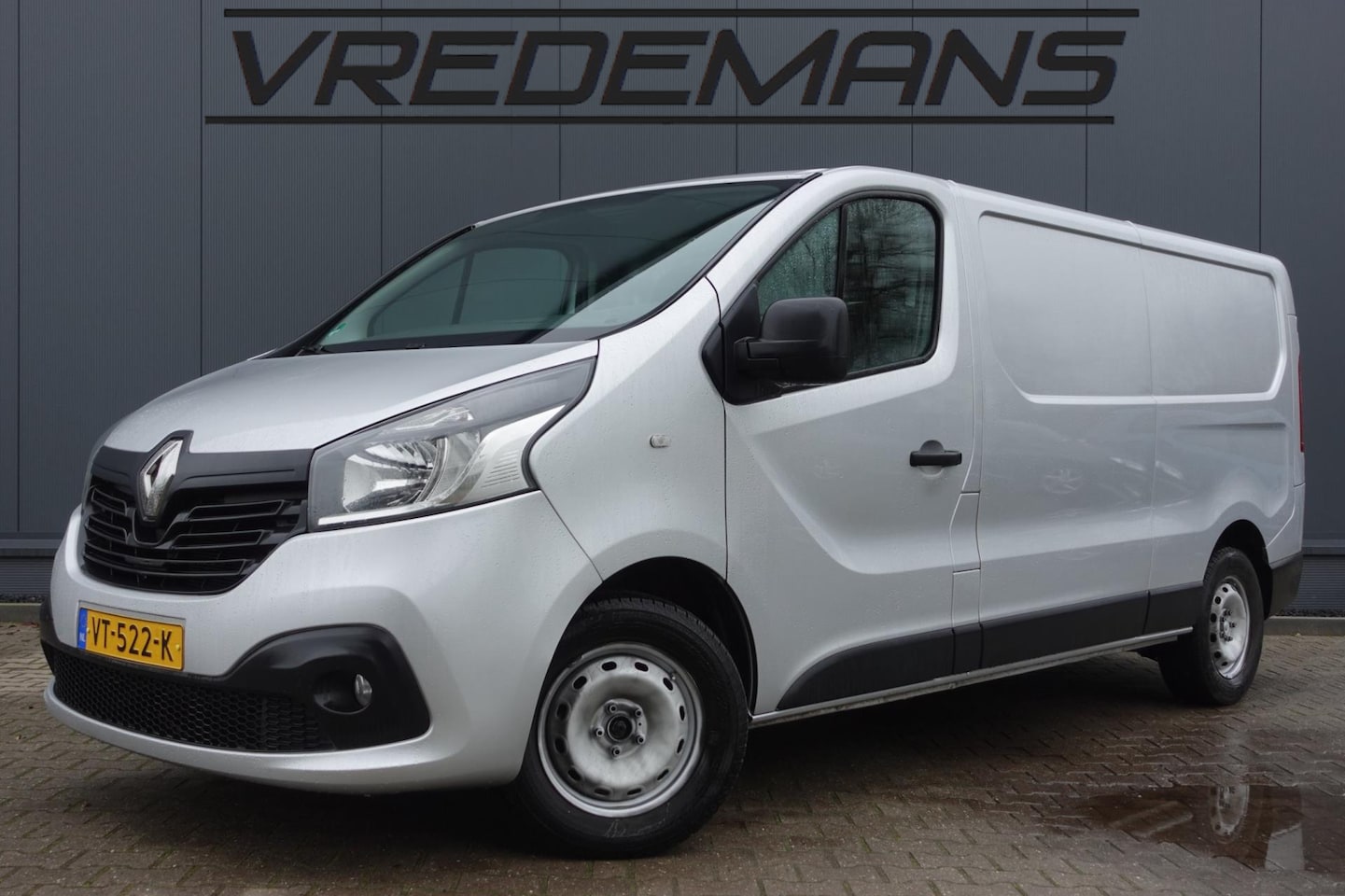 Renault Trafic - 1.6 dCi T29 L2H1 NAVI - AutoWereld.nl