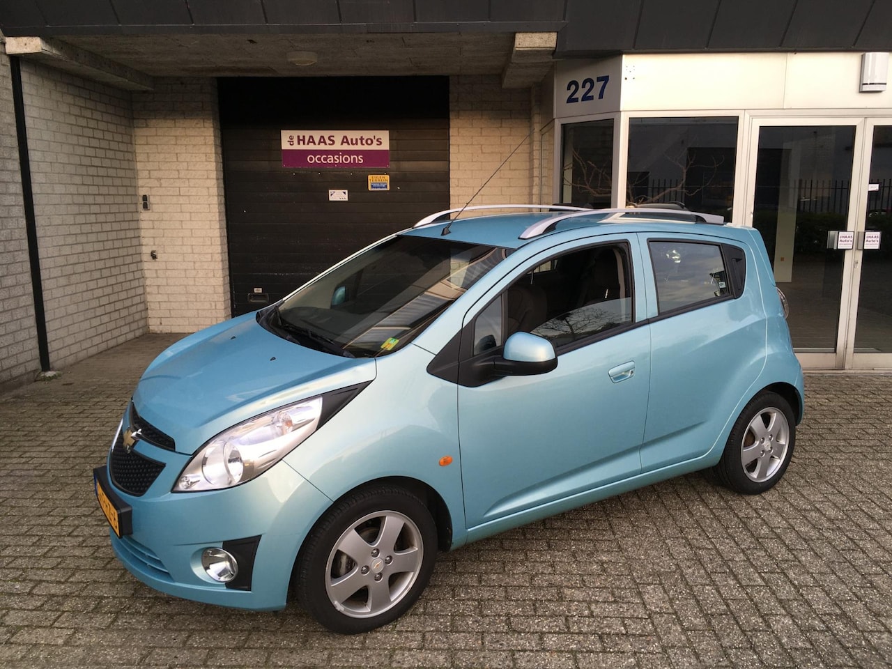 Chevrolet Spark - 1.0 16V LT / APK 2027 / FRISSE AUTO / LUXES / ALU VELGEN / KM STAND+NAP - AutoWereld.nl