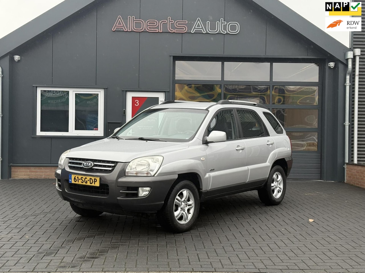 Kia Sportage - 2.0 CVVT Adventure Active 4WD 4X4 | LEDER | CLIMA | 2e EIG | - AutoWereld.nl