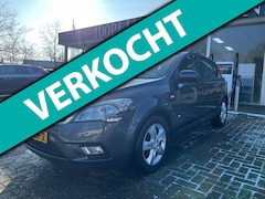 Kia Cee'd - 1.4 CVVT Seven | Nwe apk | Kleine beurt |