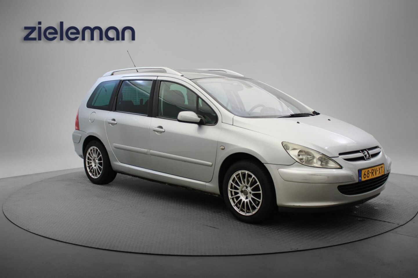 Peugeot 307 - SW 1.6 16V Premium - Panorama, Clima, Cruise, Trekhaak, APK Tot nov. 26 - AutoWereld.nl