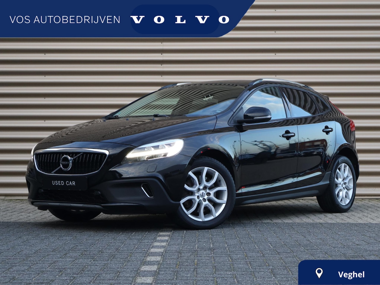 Volvo V40 Cross Country - T3 Nordic+ | Achteruitrijcamera | Stoelverwarming - AutoWereld.nl