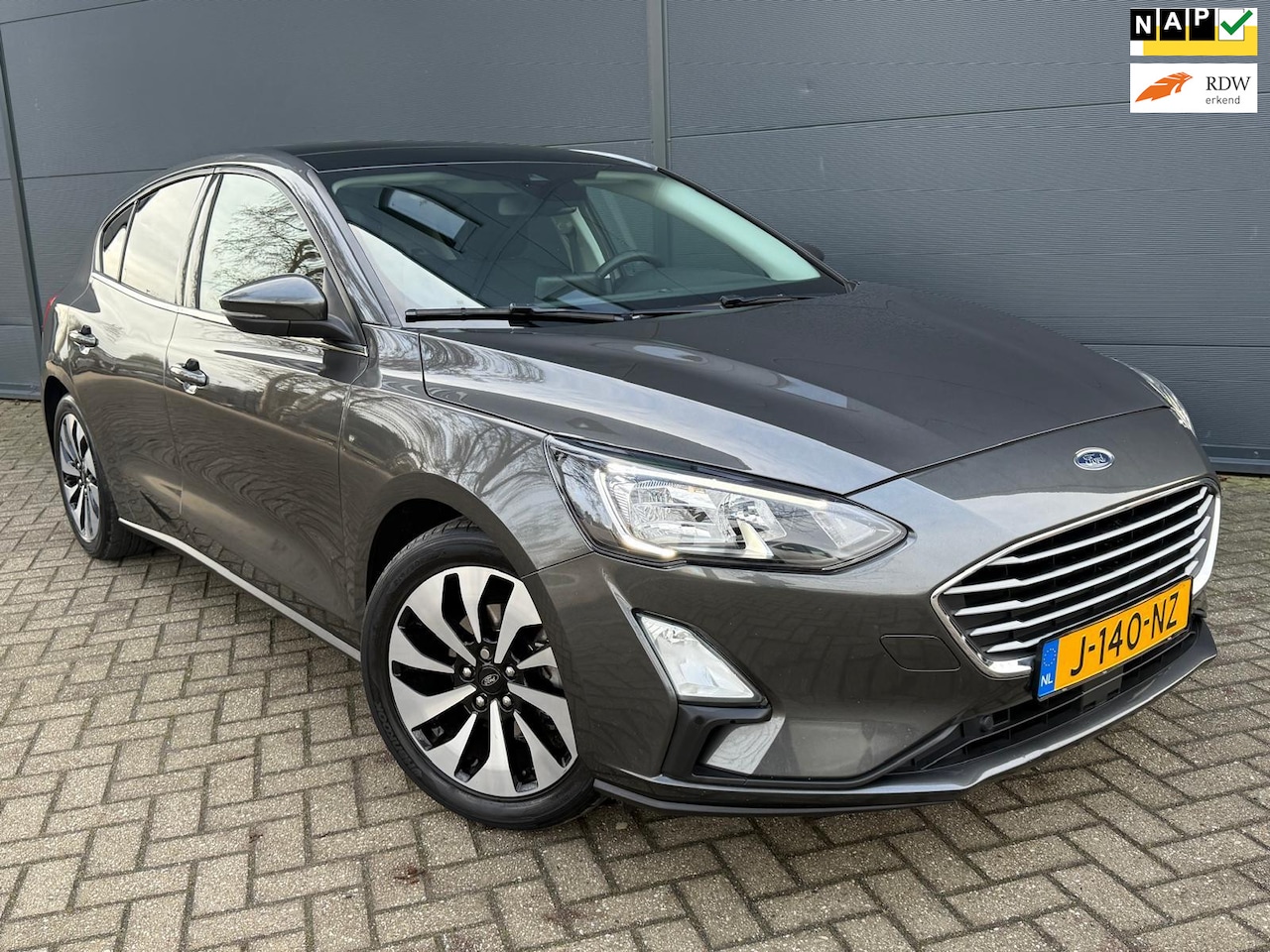 Ford Focus - 1.0 EcoBoost Hybrid Trend/Navi/camera/panorama/carplay - AutoWereld.nl