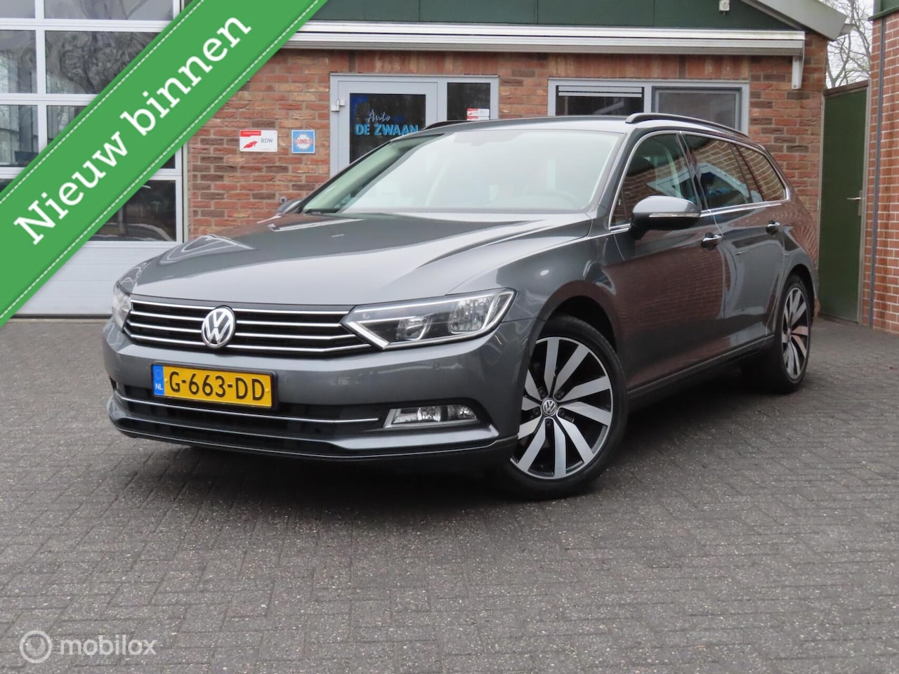 Volkswagen Passat Variant - 1.4 TSI ACT Connected Series Plus|Afneembare trekhaak|Camera|Sportstoelen|Stoel/Stuurverwa - AutoWereld.nl