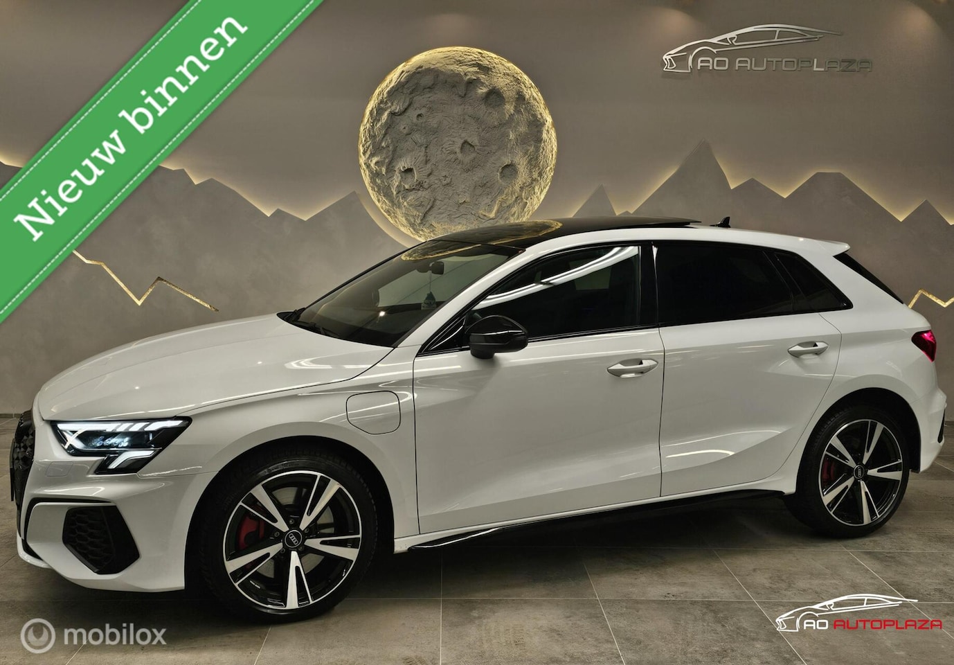 Audi A3 Sportback - 45 TFSI e S edition Competition Panorama/Keyless/3x S-line - AutoWereld.nl