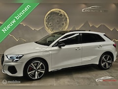Audi A3 Sportback - 45 TFSI e S edition Competition Panorama/Keyless/3x S-line