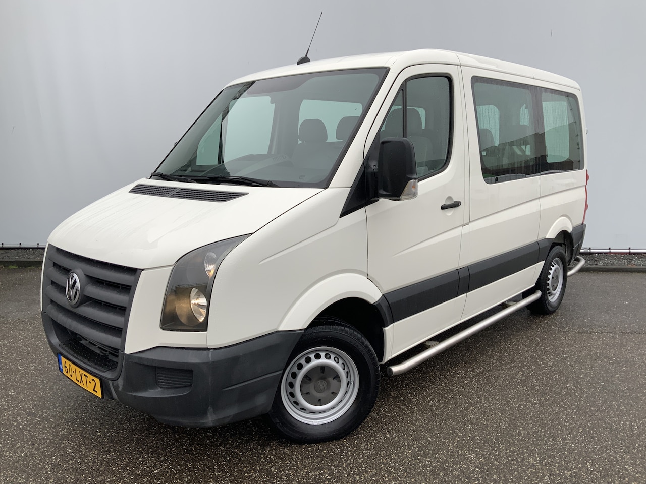 Volkswagen Crafter - 35 2.5 TDI 9 persoons L1H1 Airco Side Bar Euro 4 - AutoWereld.nl