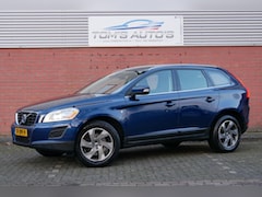 Volvo XC60 - 2.0 D3 Momentum navi. stoelverwarming. leder. trekhaak