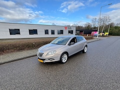 Lancia Delta - 1.4-16V Oro