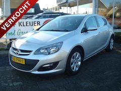 Opel Astra - 1.4 TURBO Blitz