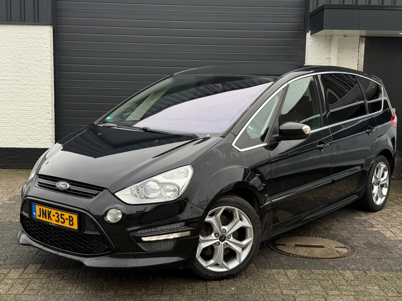 Ford S-Max - 2.0 EcoBoost S Edition | 203 pk | Powershift | Sony Audio | Xenon | Carbon | Trekhaak | De - AutoWereld.nl