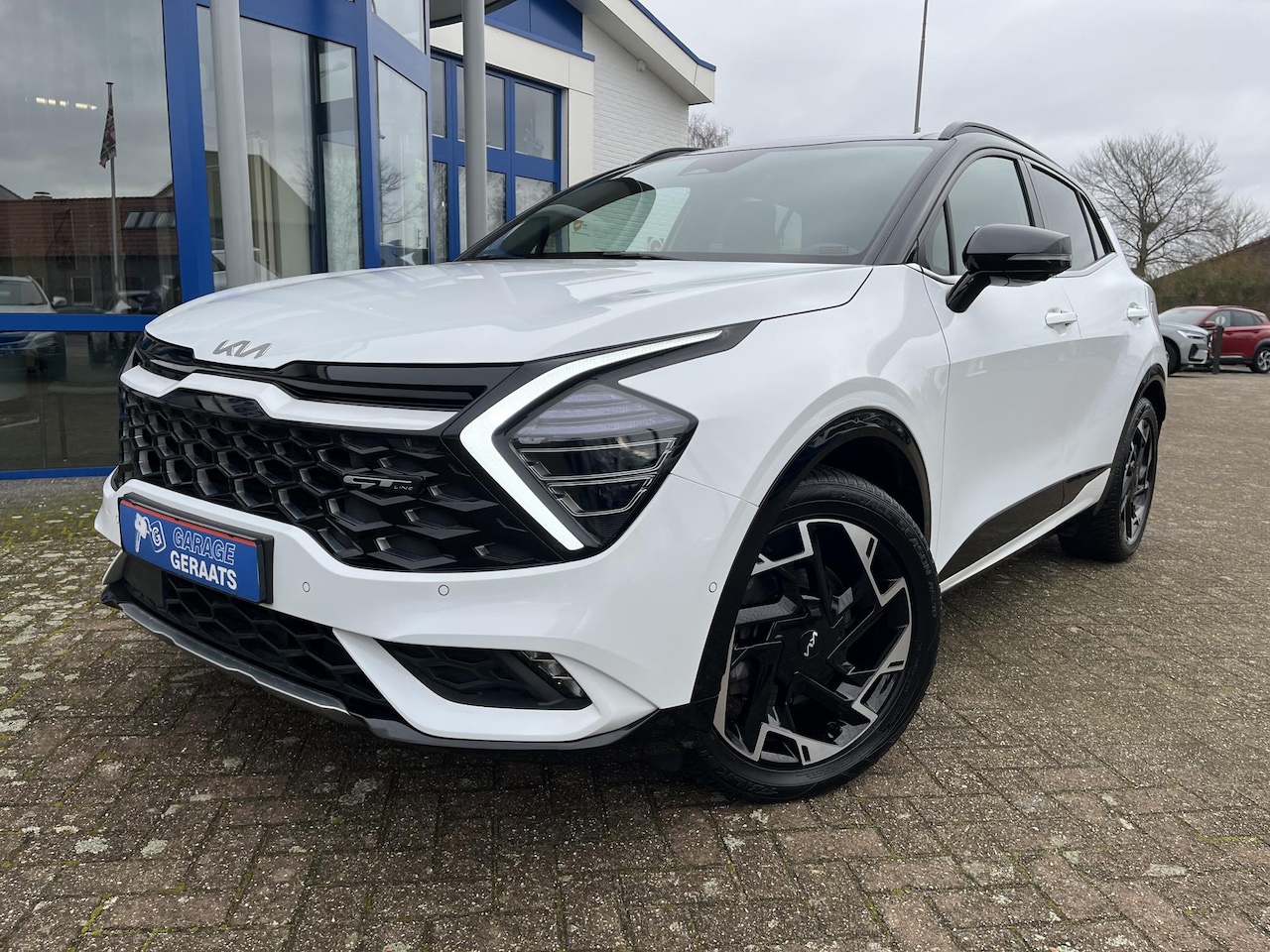 Kia Sportage - 1.6 T-GDi Plug-in Hybrid AWD GT-PlusLine | 1e eigenaar, 10 jaar garantie, Dealer onderhoud - AutoWereld.nl