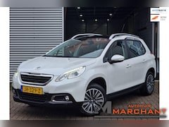 Peugeot 2008 - 1.2 PureTech Blue Lion TREKHAAK|PDC|NAVI