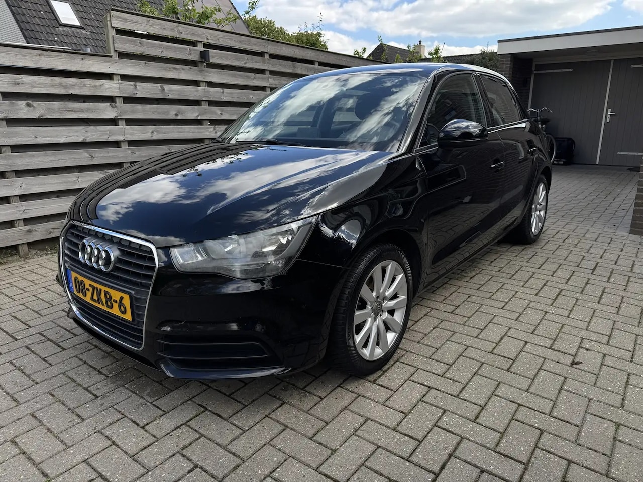 Audi A1 Sportback - 1.2 TFSI Connect Airco/Navi/Cruise/Distributieketting vervangen/ APK DEC 2026 - AutoWereld.nl