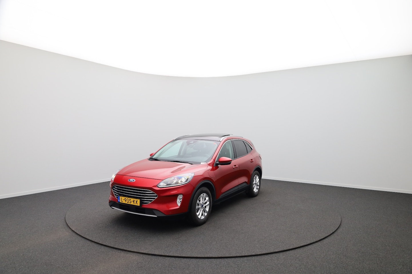 Ford Kuga - 2.5 PHEV Titanium 61DKM LUXE UITVOERING ! - AutoWereld.nl