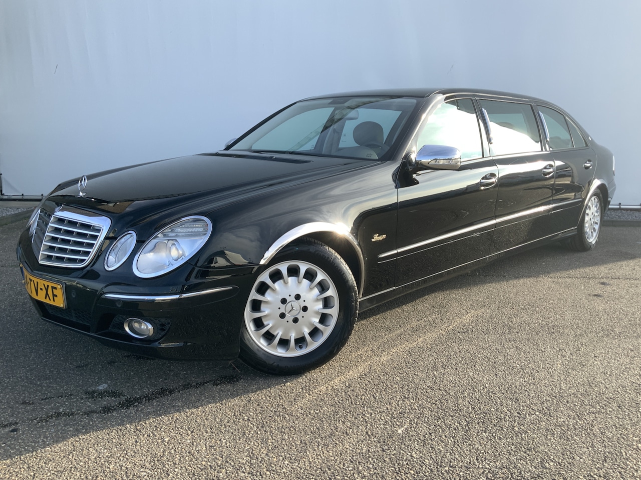 Mercedes-Benz E-klasse - 200 KOMPRESSOR Limousine Automaat 8 persoons Airco Cruise Alu Velg Euro 4 - AutoWereld.nl