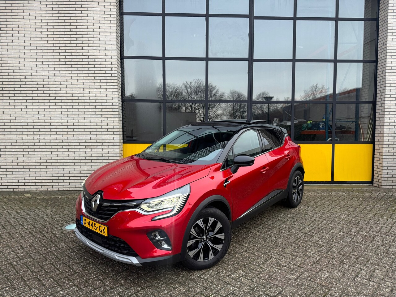 Renault Captur - 140pk Intens, schuif / kanteldak, camera & Full led - AutoWereld.nl