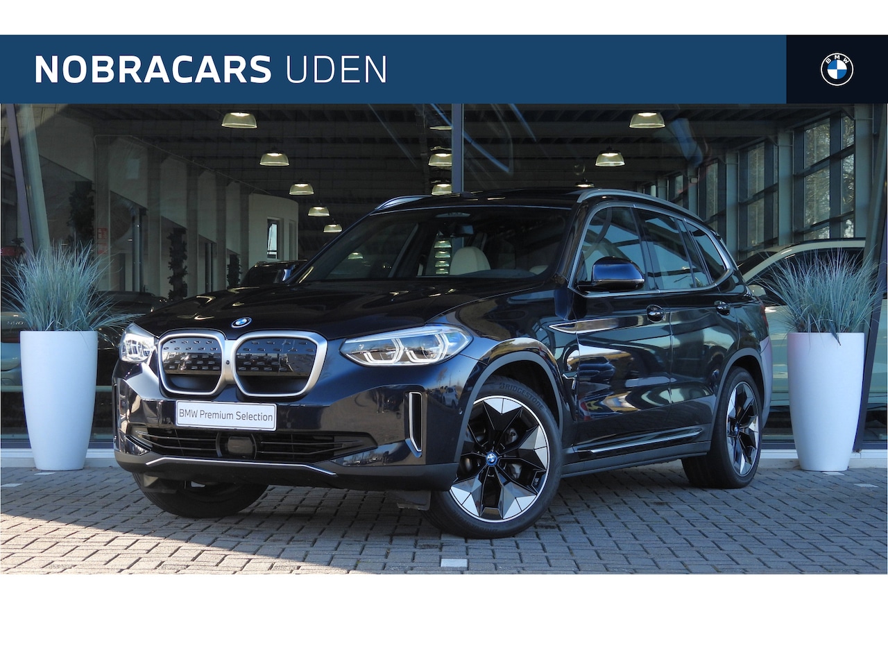 BMW iX3 - High Executive / Sportstoelen / Adaptief onderstel / Comfort Access / Adaptieve LED / Head - AutoWereld.nl