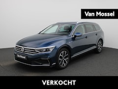 Volkswagen Passat Variant - 1.4 TSI PHEV GTE Business 218 PK| Dealer Onderhouden | Navigatie Pro | Trekhaak | Head-Up