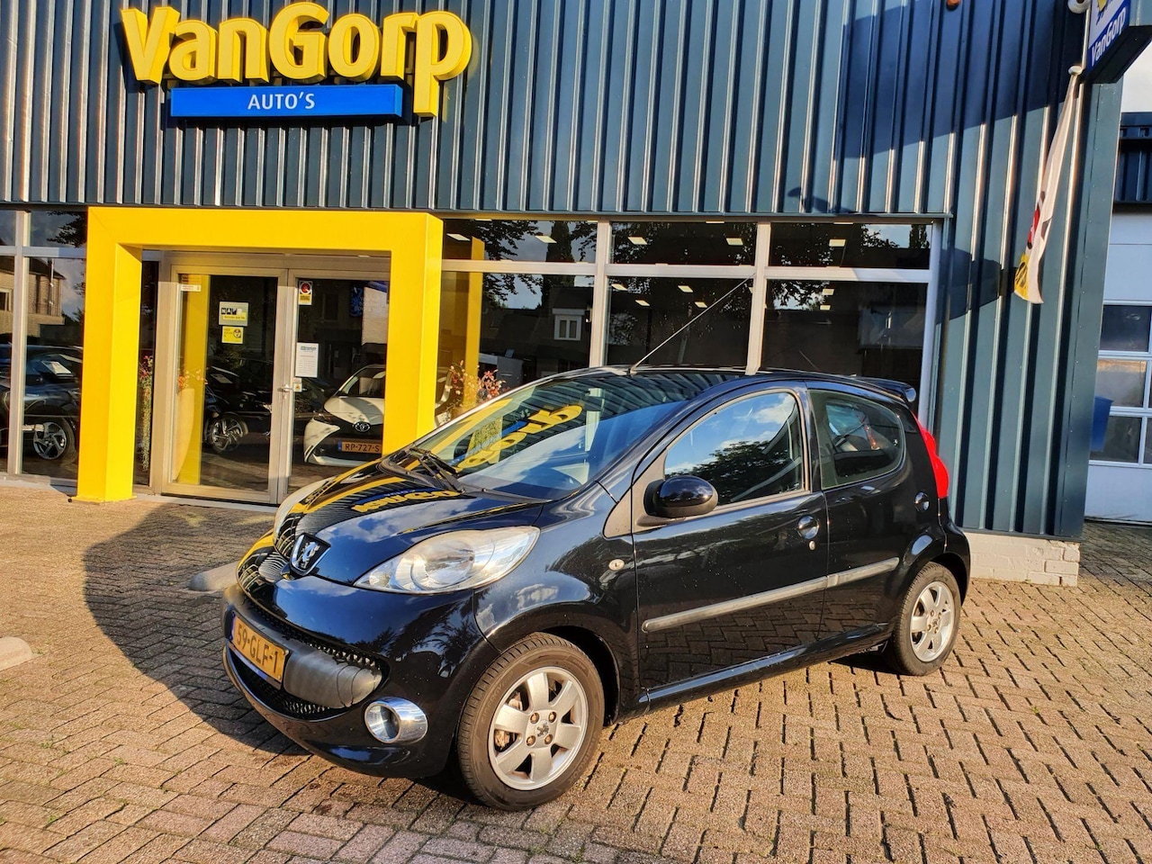 Peugeot 107 - 1.0-12V XS 1.0-12V XS - AutoWereld.nl