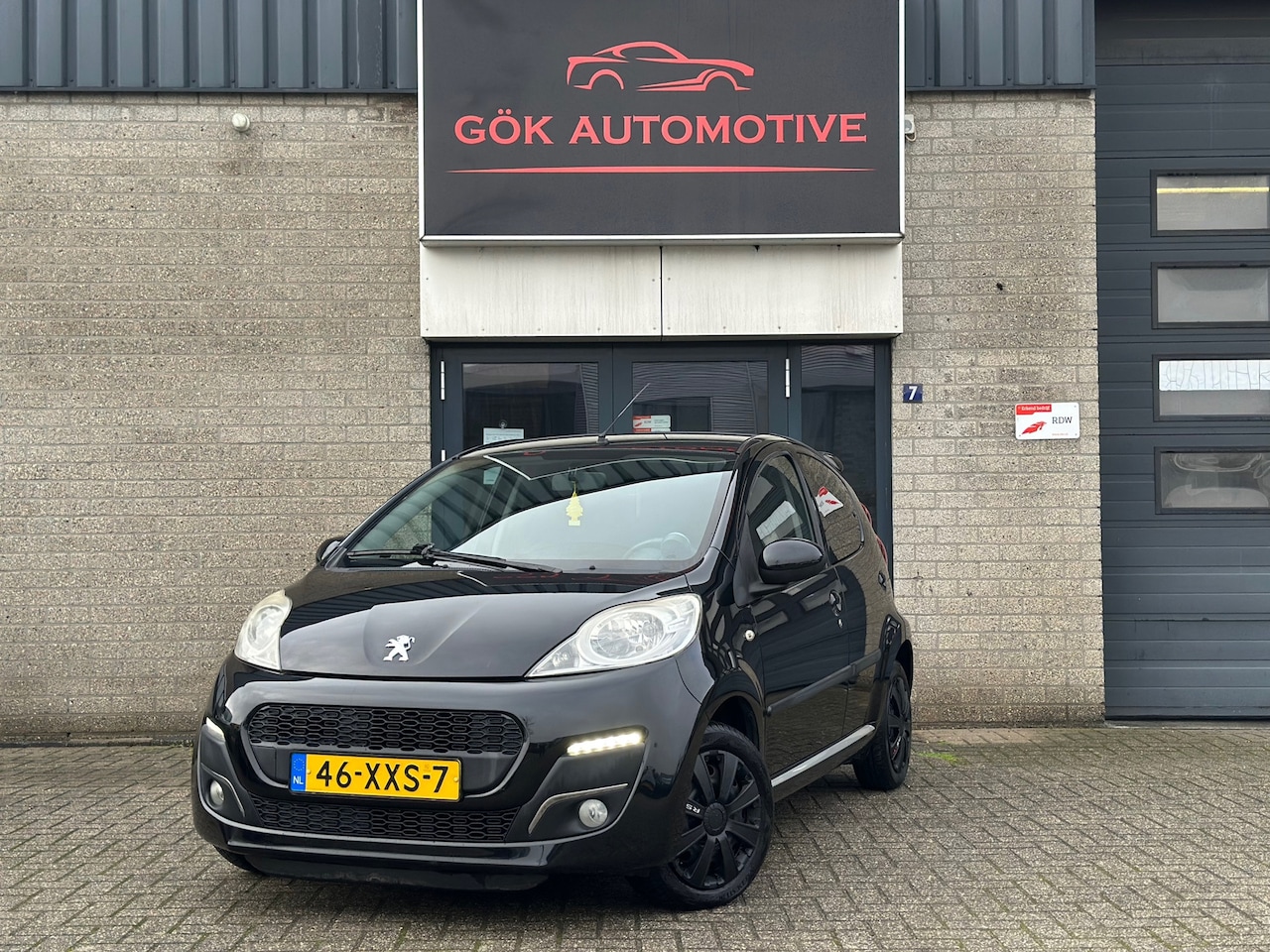 Peugeot 107 - 1.0 Envy / Airco / 5 Deurs / Led / Dealer Auto / NAP - AutoWereld.nl