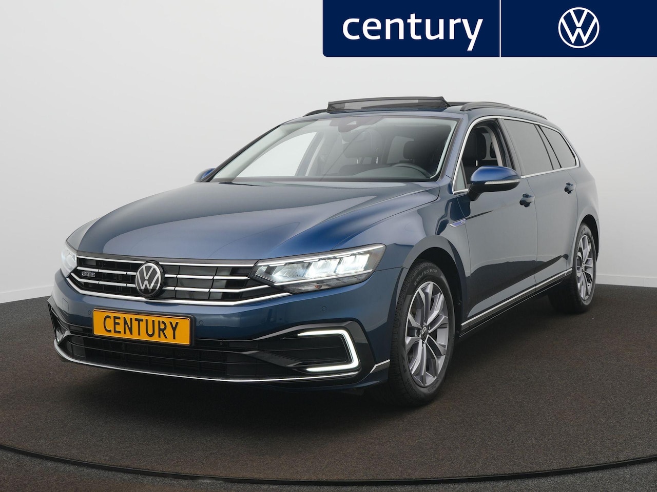 Volkswagen Passat Variant - 1.4 TSI PHEV GTE Business Navigatie - Panoramadak - Clima - Stoelverwarming - AutoWereld.nl