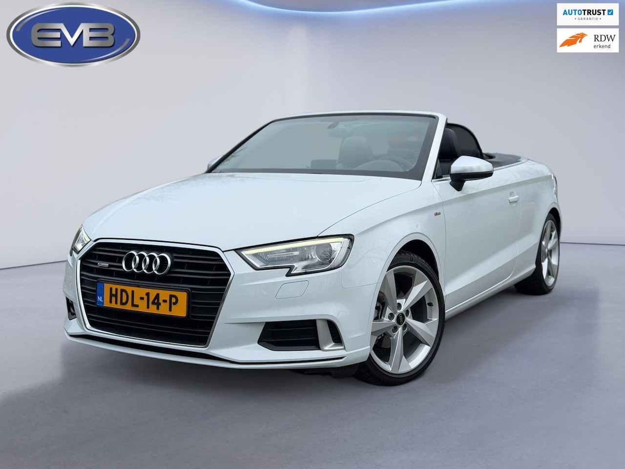 Audi A3 Cabriolet - 1.4 TFSI CoD Sport 1.4 TFSI CoD Sport, parelmoer wit, lederen sportinterieur, stoelverwarming, led verlichtin - AutoWereld.nl