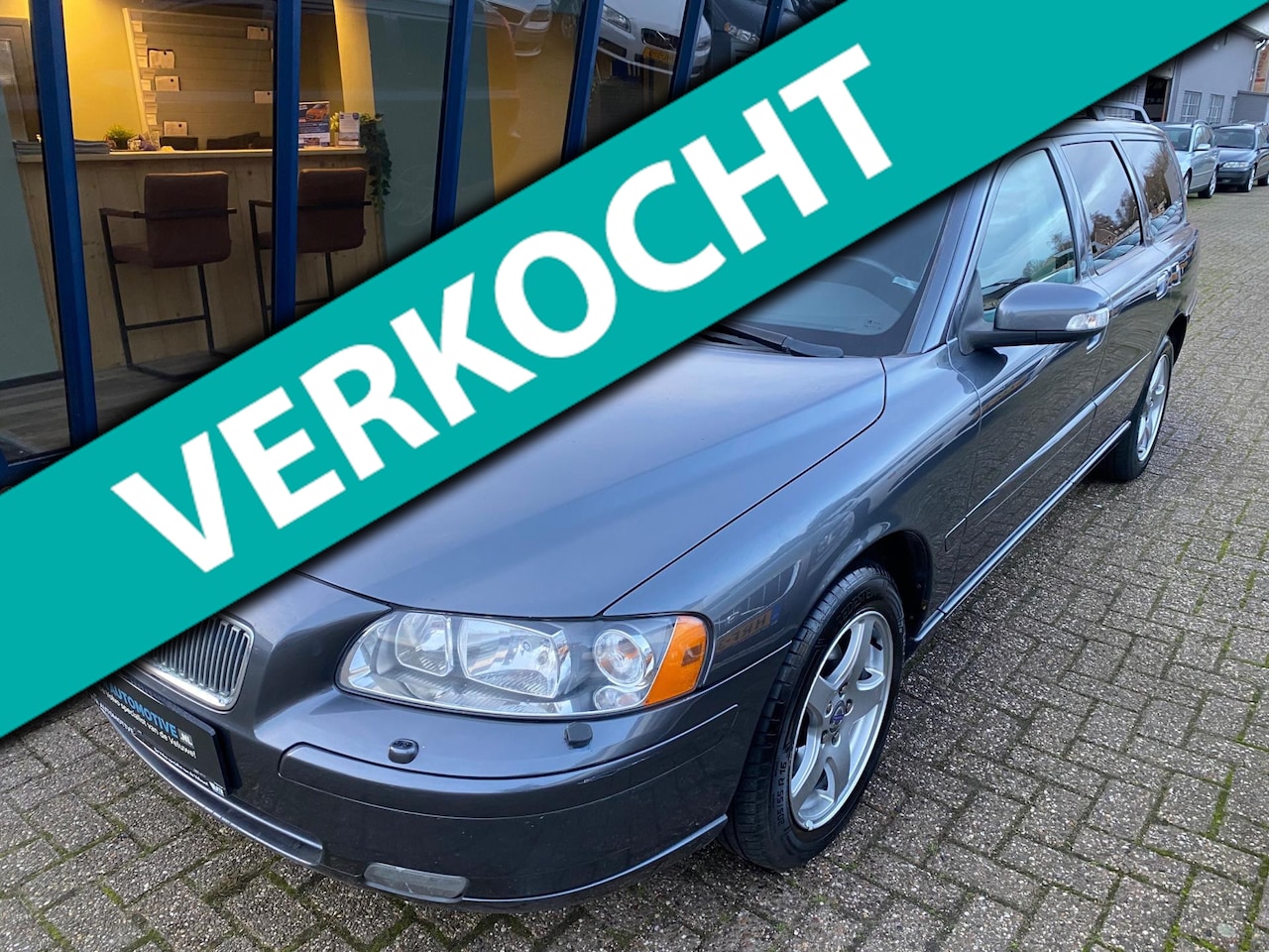 Volvo V70 - 2.4 Kinetic 2.4 Kinetic 170PK - AutoWereld.nl