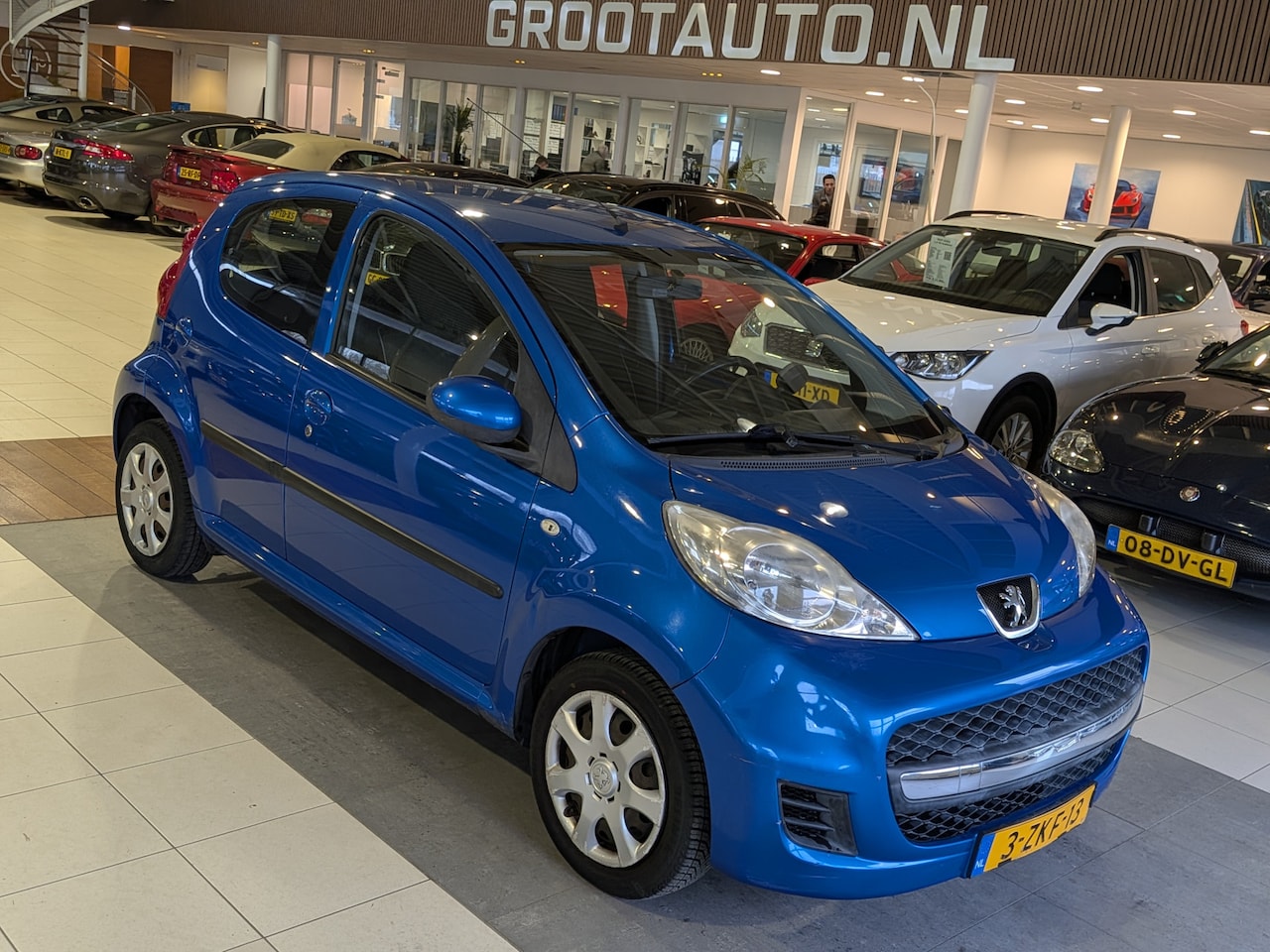 Peugeot 107 - 1.0-12V Millesim 200 Automaat 5 Deurs, Airco, Stuurbekrachtiging - AutoWereld.nl