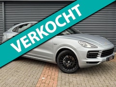 Porsche Cayenne Coupé - 3.0 E-Hybrid Pano | Matrix | Luchtvering | Leer