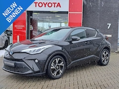 Toyota C-HR - 1.8 Hybrid Dynamic STOELVERWARMING PARKEERSENSOREN VOOR EN ACHTER ELK. INKLAPBARE BUITENSP