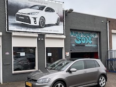 Volkswagen Golf - 1.4 TSI LOUNGE