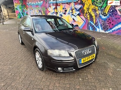 Audi A3 Sportback - 2.0 TFSI Ambition automaat vol rood leer 200 pk super kanon rijd perfect airco stereo