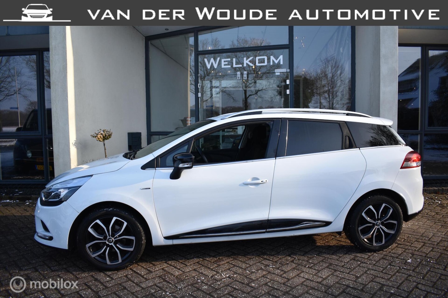 Renault Clio Estate - 0.9 TCe Limited 2020|Airco|Cruise|Navi - AutoWereld.nl