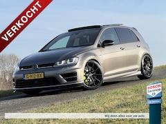 Volkswagen Golf - 7 2.0 TSI R 300PK 4Motion / Pano / Porsche remmen / Carbon stuur / Dynaudio / Dcc / Acc /