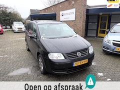 Volkswagen Touran - inruilkoopje/Export/rijdt goed/7pers/trekhaak/apk 28-08-2026
